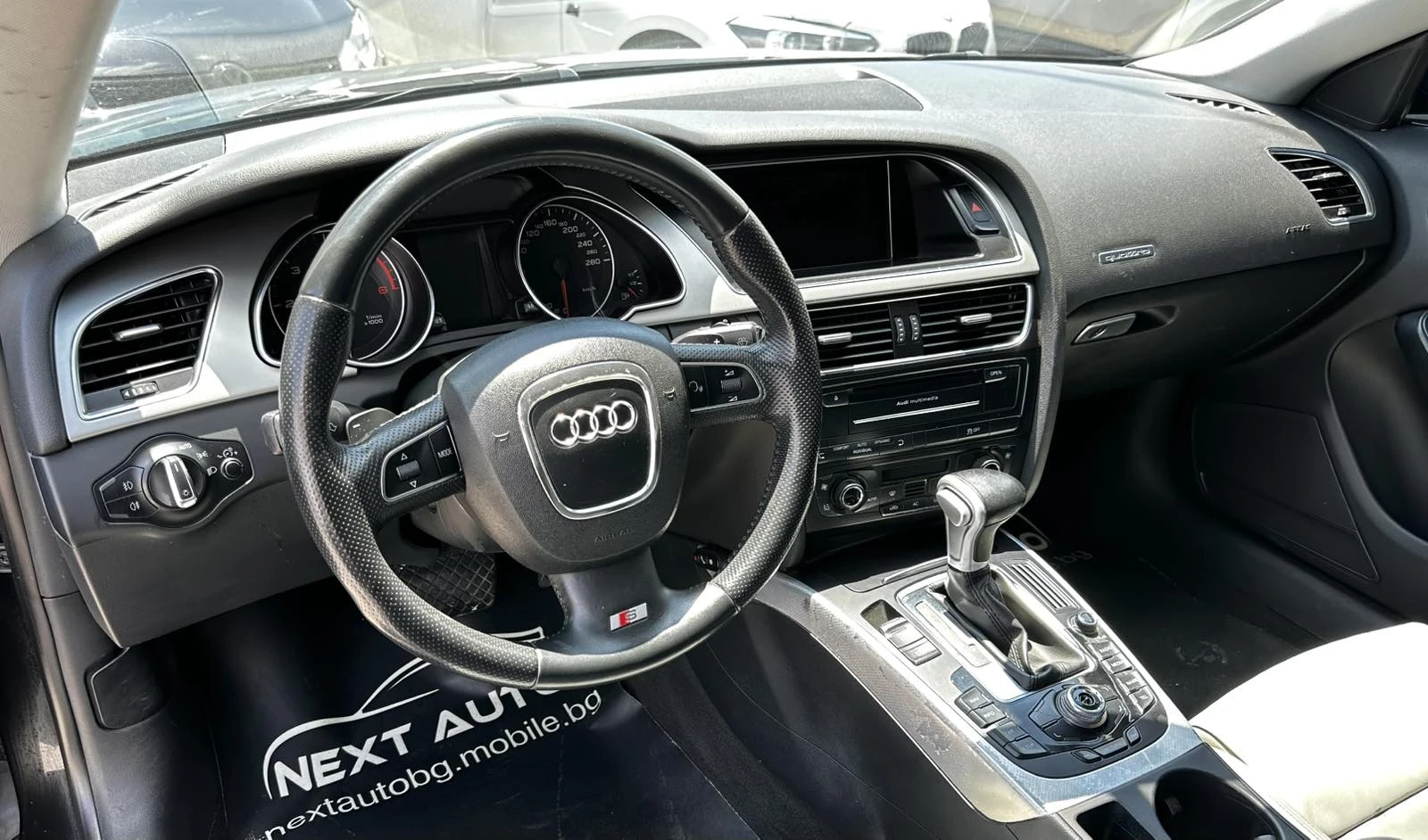 Audi A5 QUATTRO 3.0TDI 239HP NAVI S LINE - изображение 9