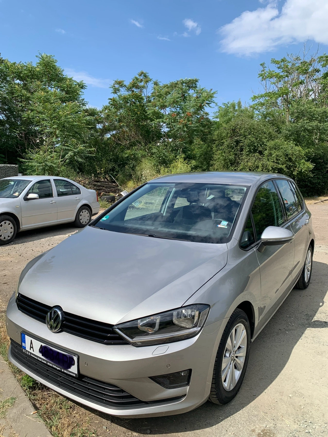 VW Sportsvan 1, 2 tsi - изображение 5