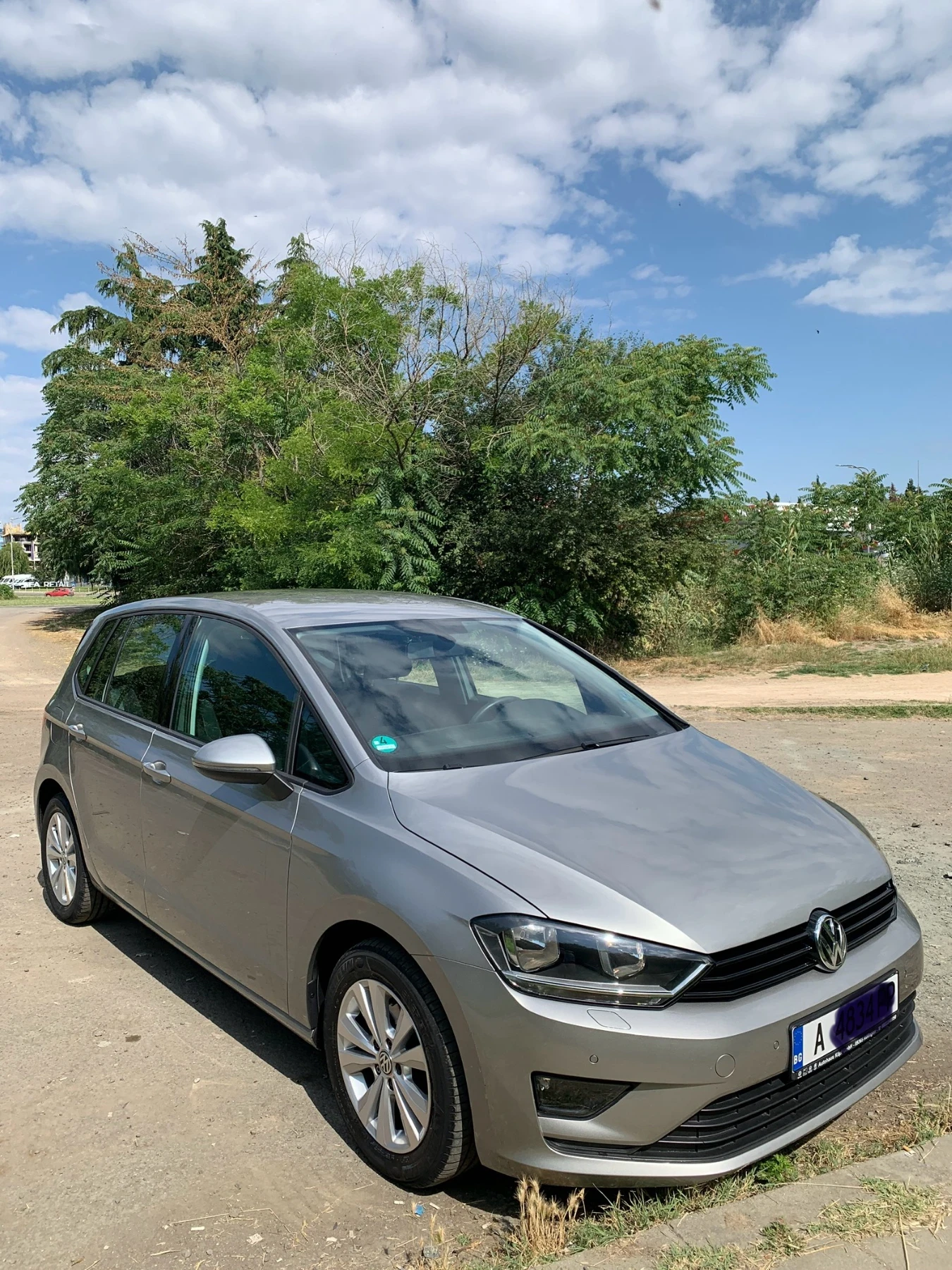 VW Sportsvan 1, 2 tsi - изображение 6