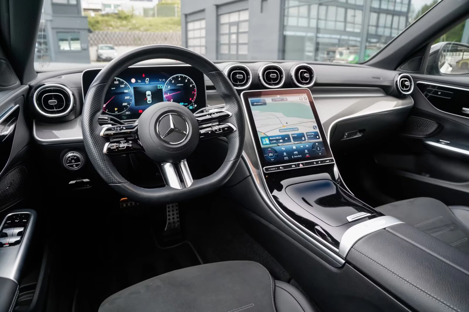Mercedes-Benz C 180 AMG/170HP/CAM/NIGHT/DAB/ASSIST-PACK/AMBI/689v - изображение 9