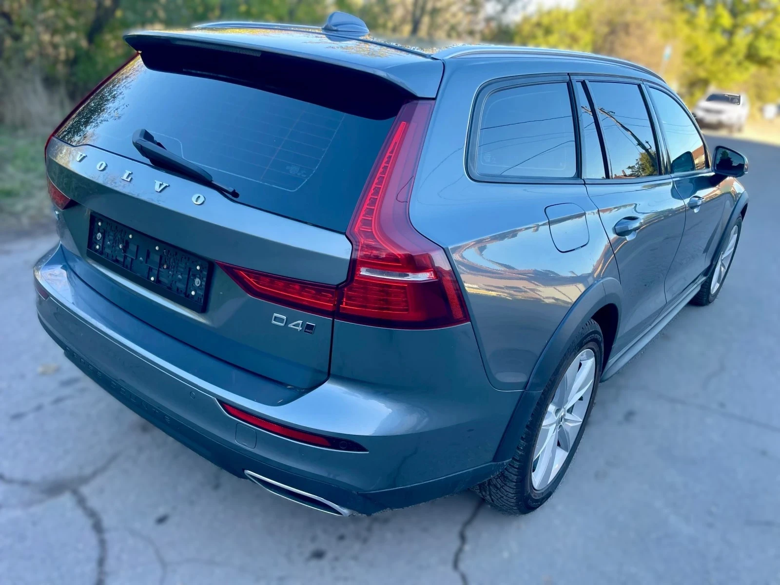 Volvo V60 Cross Country D4 AWD  | Mobile.bg � ����������� 5