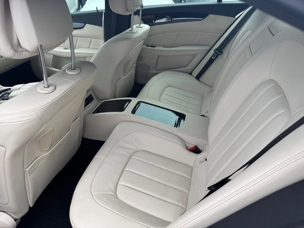 Mercedes-Benz CLS 550 4MATIC * harman/kardon * подгрев * обдухване * 360 - изображение 6