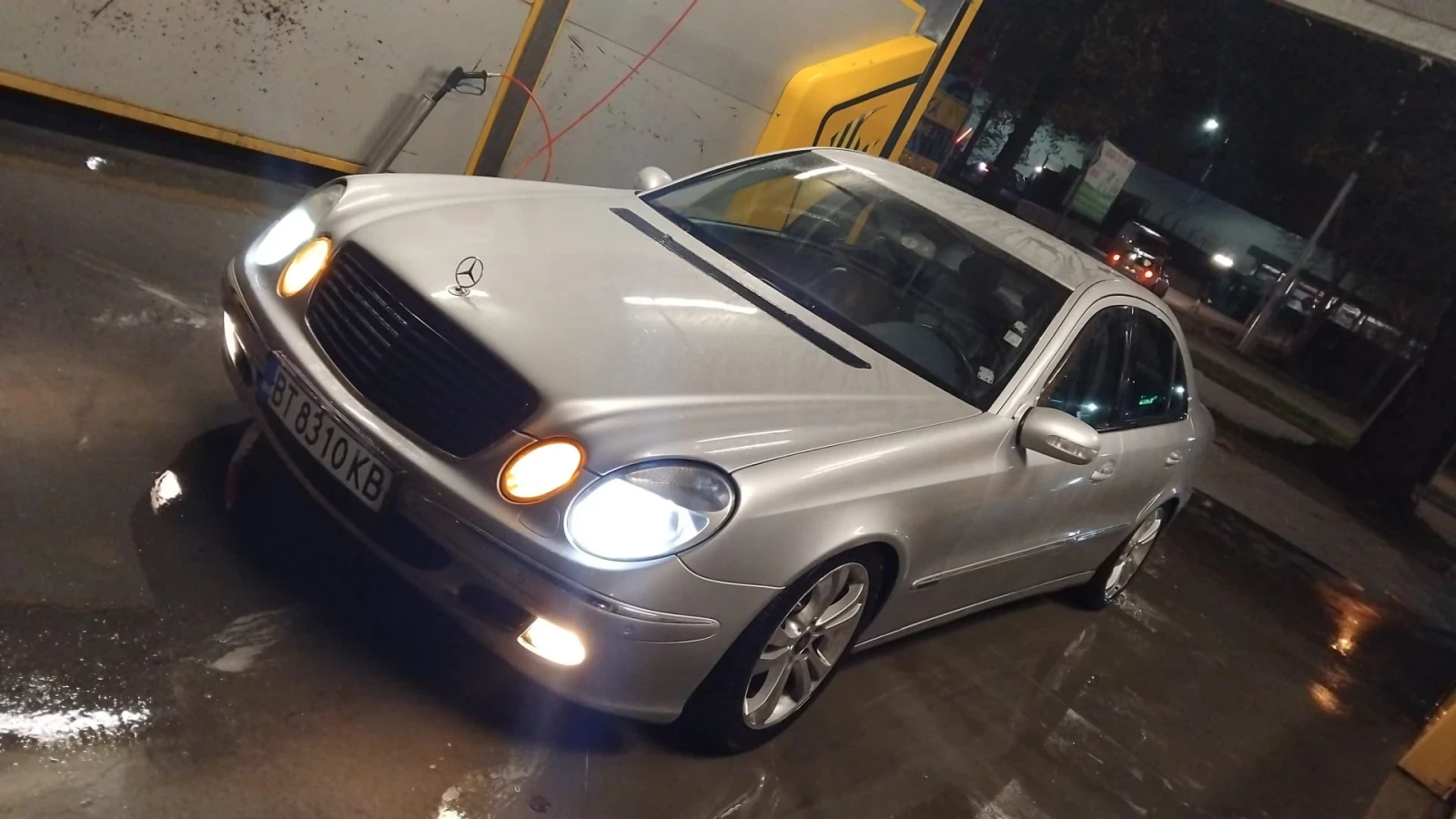 Mercedes-Benz E 400  - изображение 8