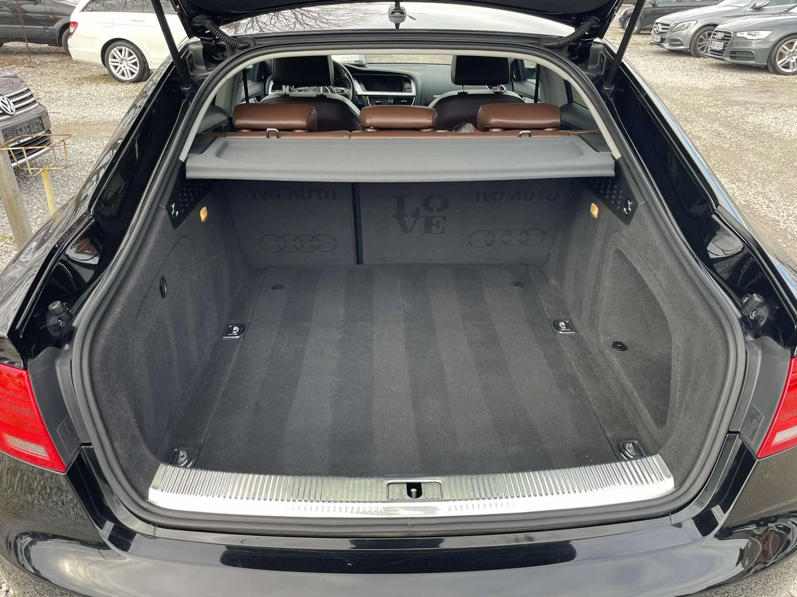 Audi A5 KAMERA NAVI DISTRONIK SLIDENE NA LNTITE  | Mobile.bg � ����������� 12