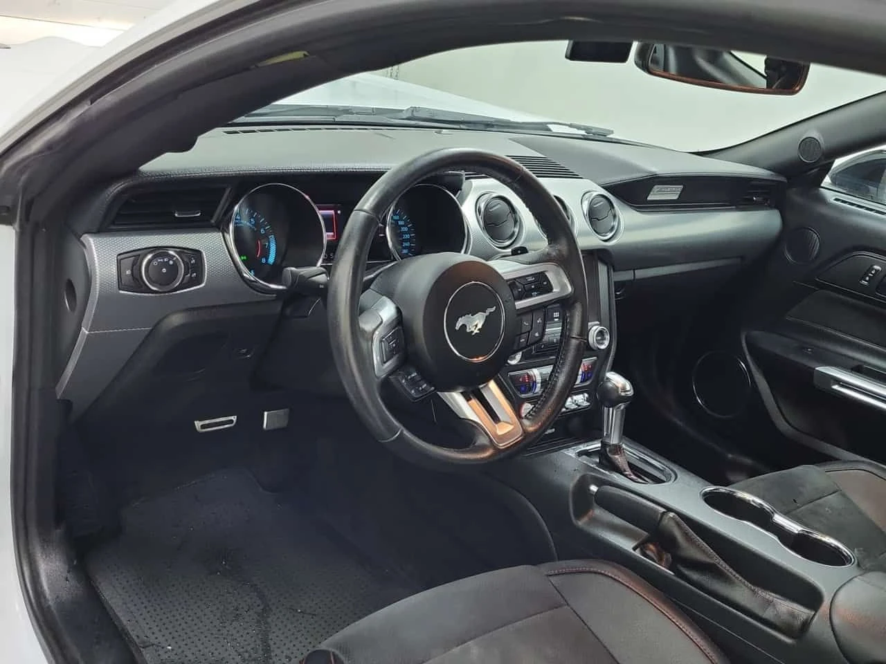 Ford Mustang  GT PREMIUM /CAMERA/ОБДУХВАНЕ , снимка 10 - Автомобили и джипове - 53868429