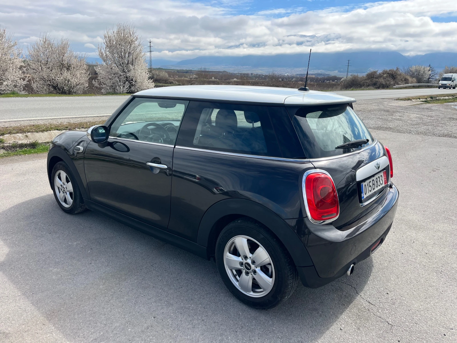 Mini Cooper 1.5 D AVTOMAT , снимка 6 - Автомобили и джипове - 54044810