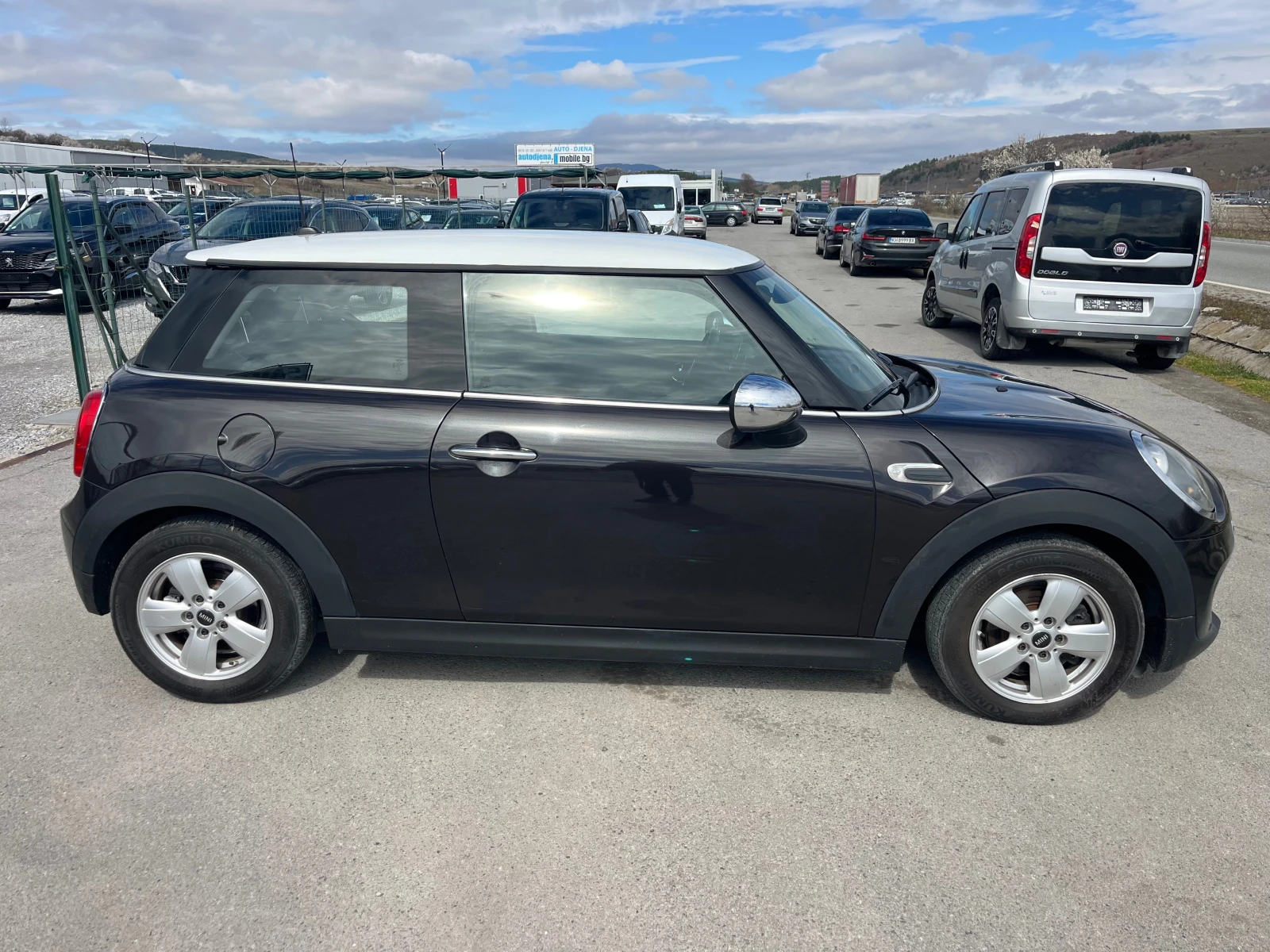 Mini Cooper 1.5 D AVTOMAT , снимка 3 - Автомобили и джипове - 54044810