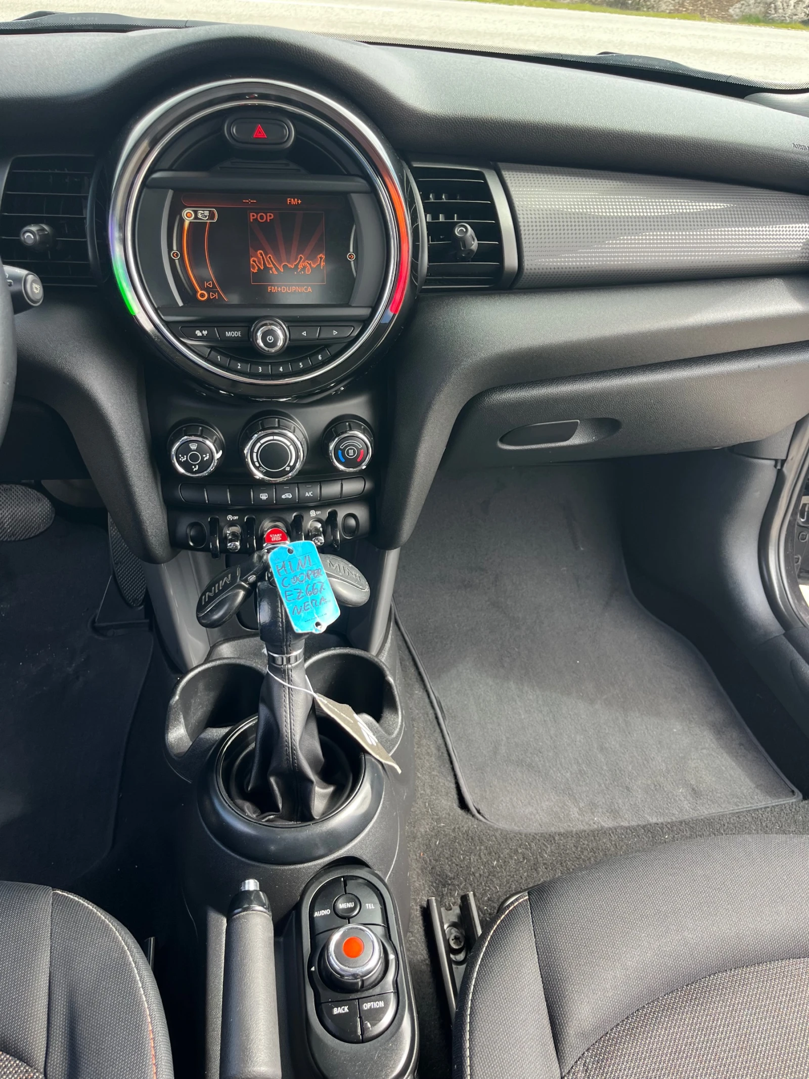 Mini Cooper 1.5 D AVTOMAT , снимка 13 - Автомобили и джипове - 54044810