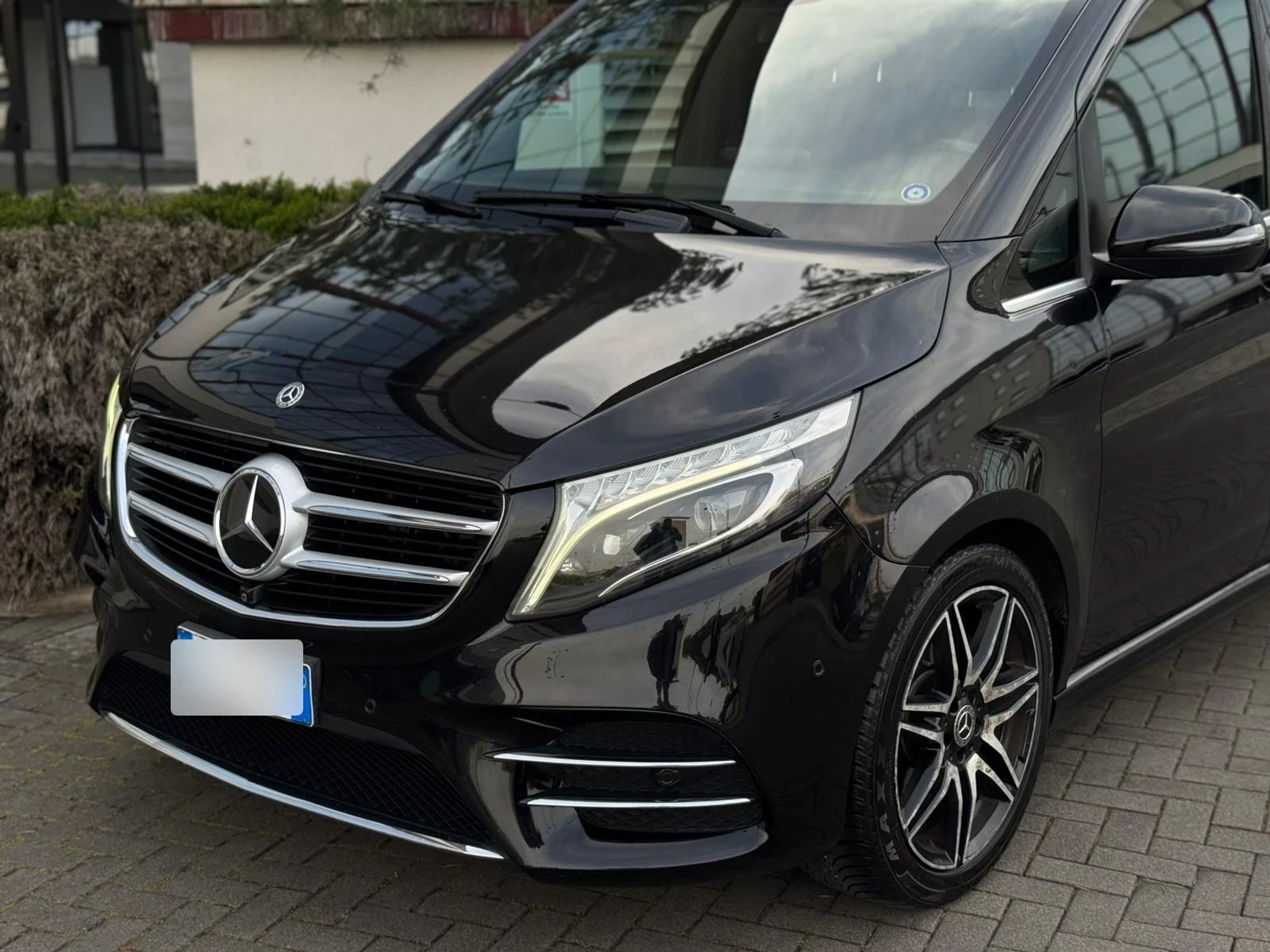 Mercedes-Benz Viano 250 d Automatic Premium Extralong, снимка 2 - Автомобили и джипове - 54073941