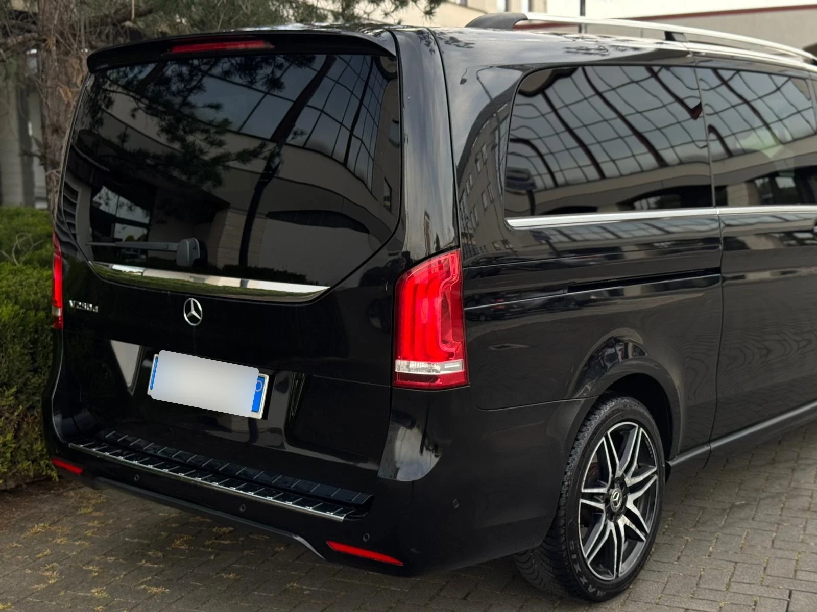 Mercedes-Benz Viano 250 d Automatic Premium Extralong, снимка 6 - Автомобили и джипове - 54073941