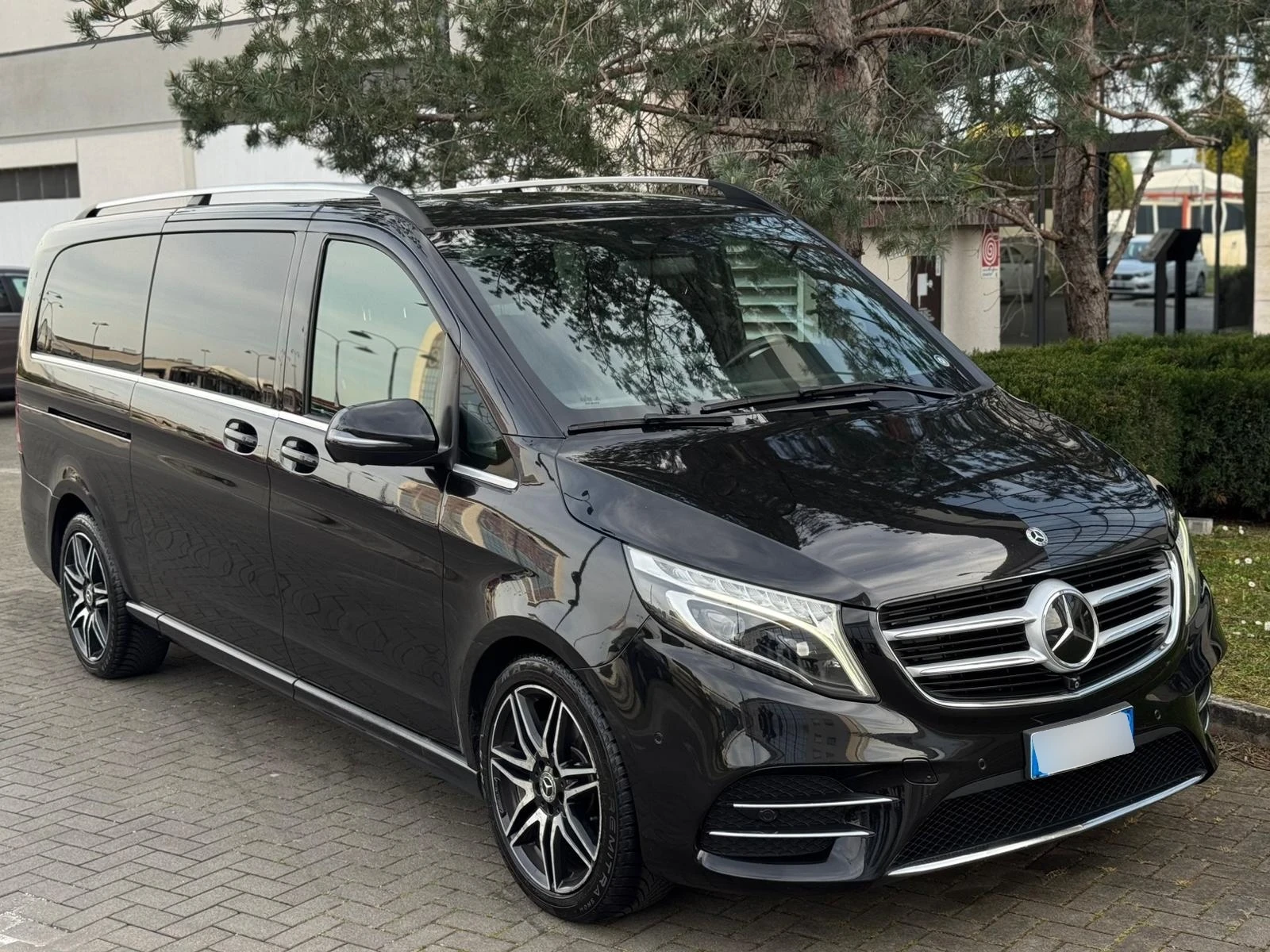 Mercedes-Benz Viano 250 d Automatic Premium Extralong, снимка 3 - Автомобили и джипове - 54073941