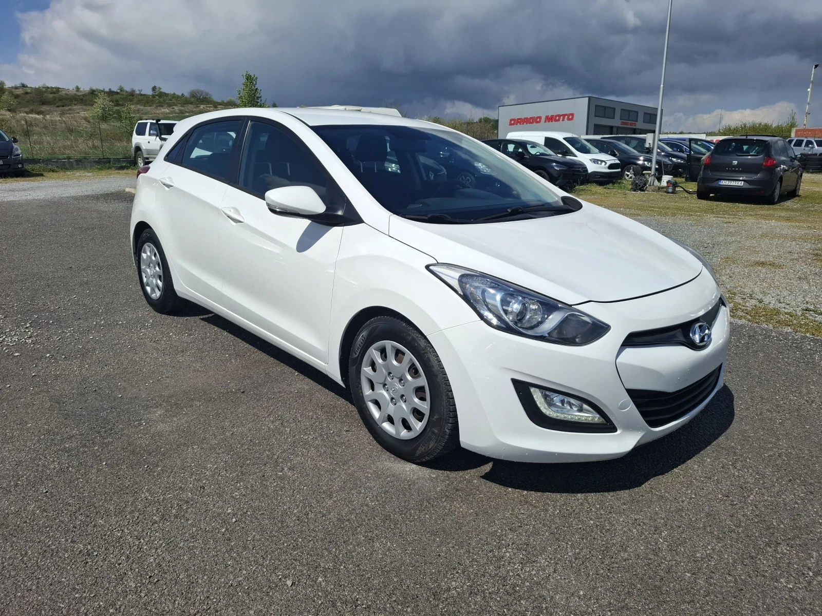 Hyundai I30 1, 6CRDI-110 ps-Automatic, снимка 3 - Автомобили и джипове - 54235240