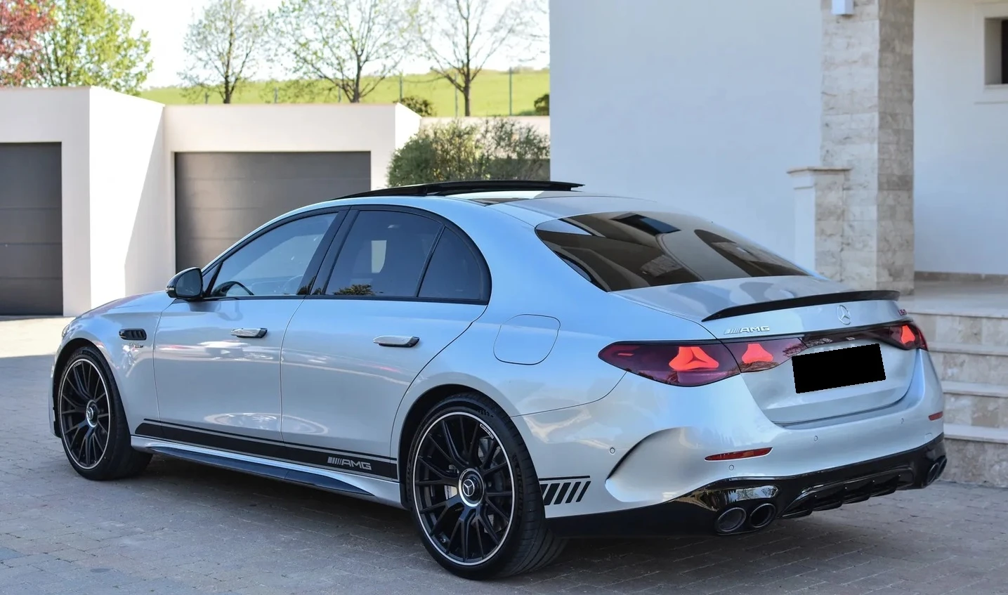 Mercedes-Benz E 53 AMG Hybrid Sedan, снимка 4 - Автомобили и джипове - 54829738
