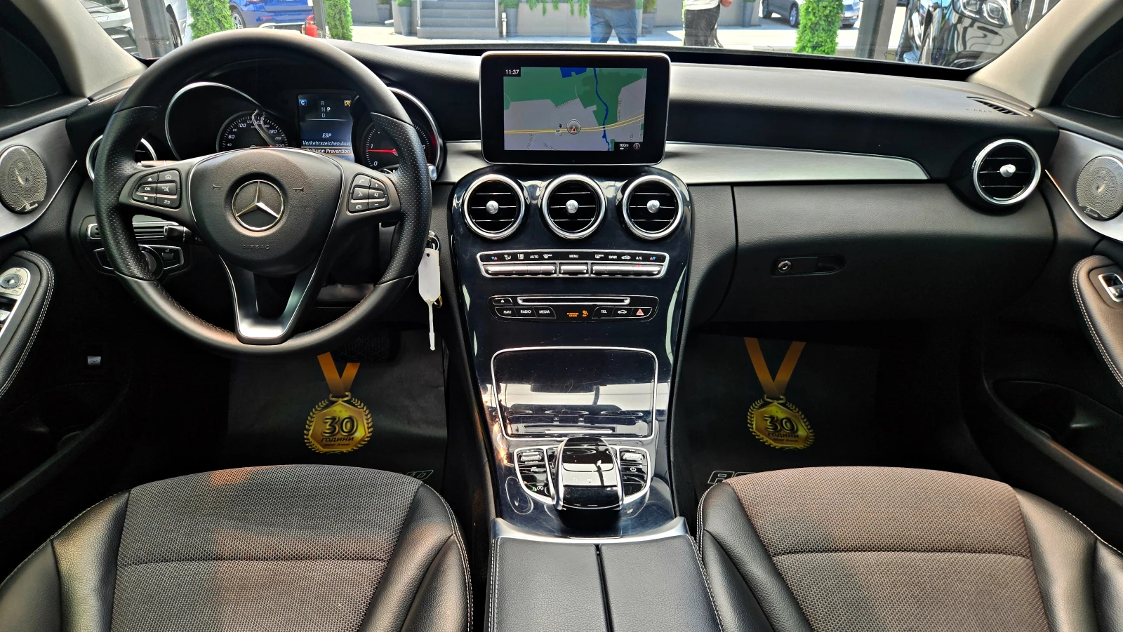 Mercedes-Benz C 220 AMG/4MATIC/9Gtronic/CAMERA/SIGN ASSYST/LIZING, снимка 8 - Автомобили и джипове - 54993687