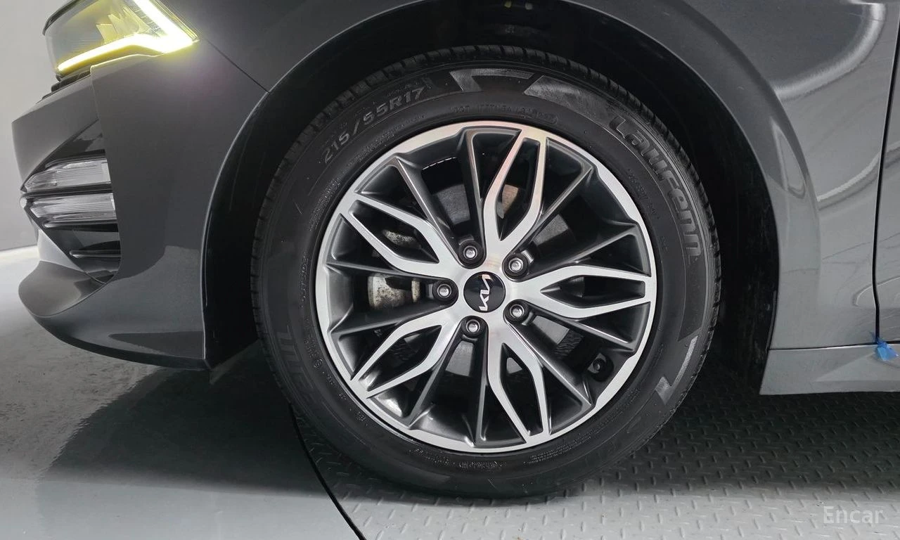 Kia K5 2.0* LPI* ПОДГРЕВ* ОБДУХВАНЕ* КАМЕРА* LANE* ASSIST, снимка 5 - Автомобили и джипове - 55248204