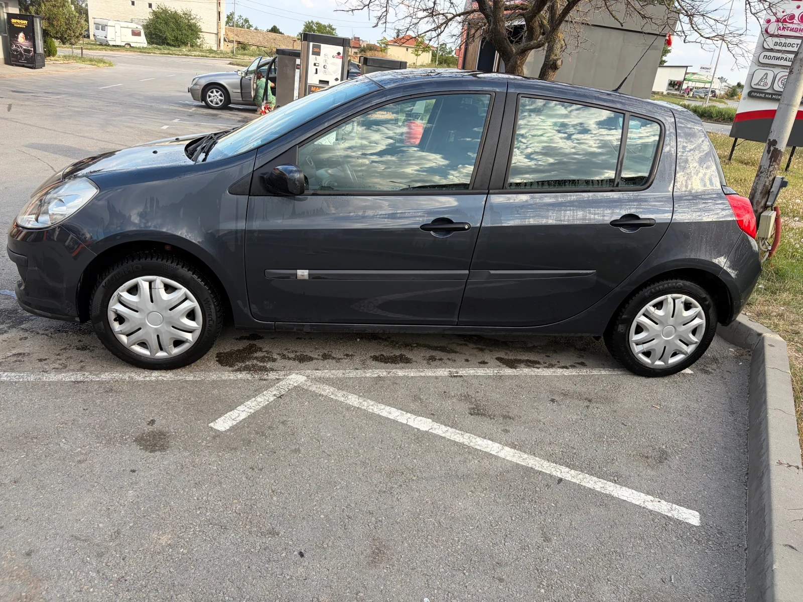 Renault Clio, снимка 7 - Автомобили и джипове - 55453762