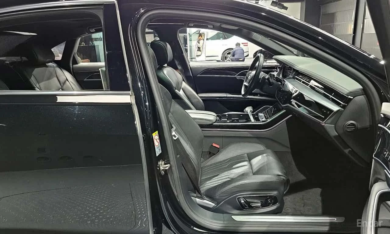 Audi A8 | DISTRONIC | B&O | HUD | ТЕЛЕВИЗОРИ | , снимка 10 - Автомобили и джипове - 55570772