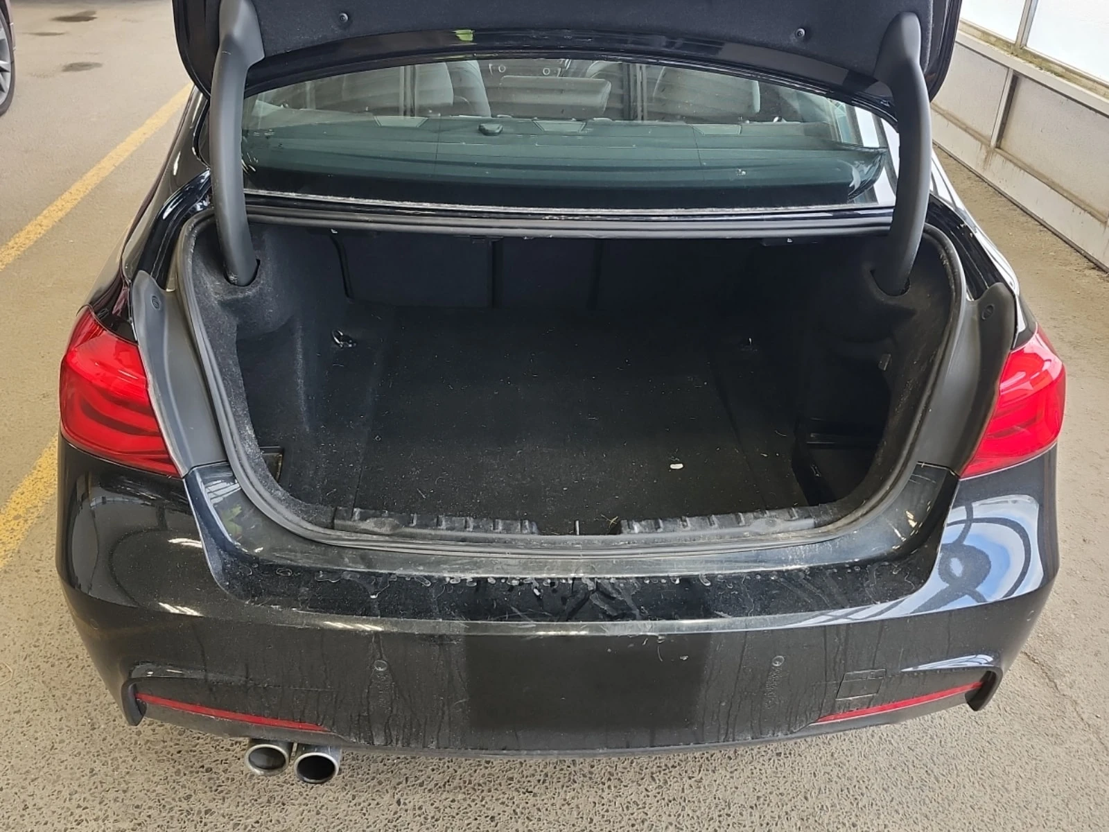 BMW 330 М ПАКЕТ/330I XDRIVE/CARFAX /ПОДГРЕВ/ПАМЕТ/, снимка 16 - Автомобили и джипове - 55806830
