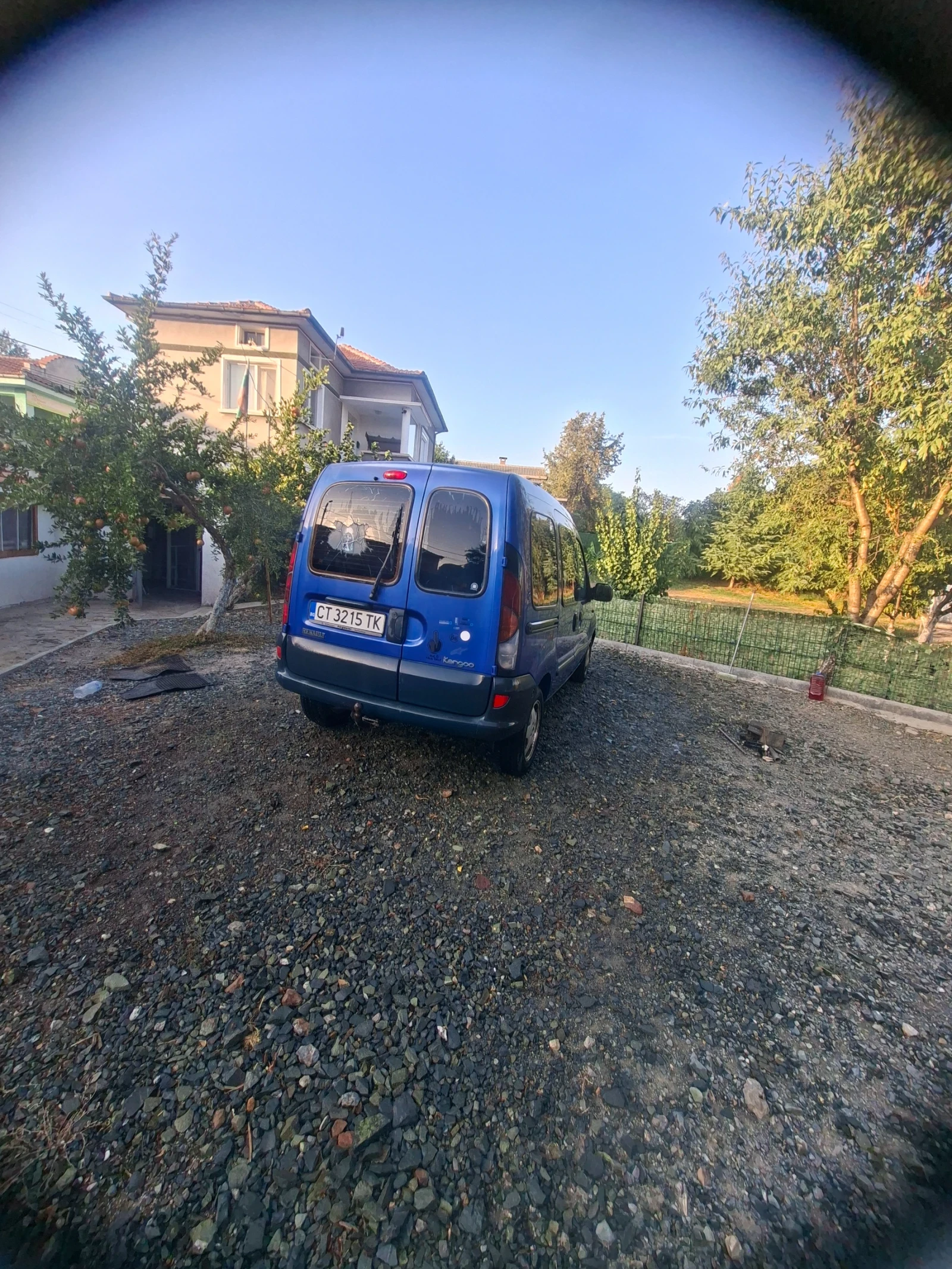 Renault Kangoo 1.4i  Газ, снимка 7 - Автомобили и джипове - 55878738