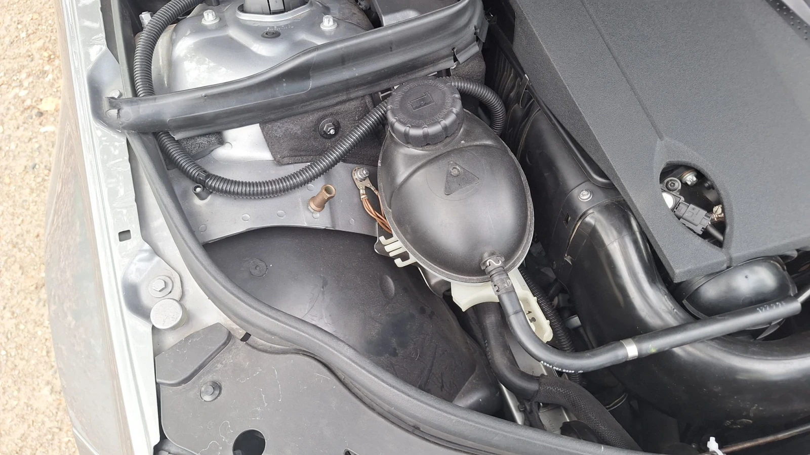 Mercedes-Benz C 220, снимка 10 - Автомобили и джипове - 56090489