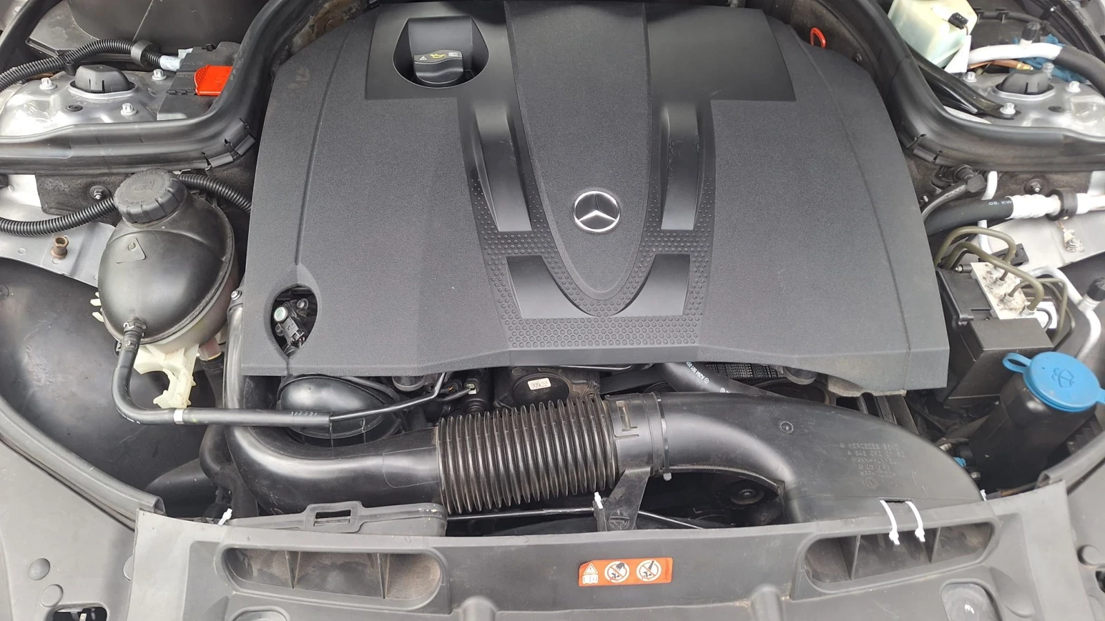 Mercedes-Benz C 220, снимка 9 - Автомобили и джипове - 56090489