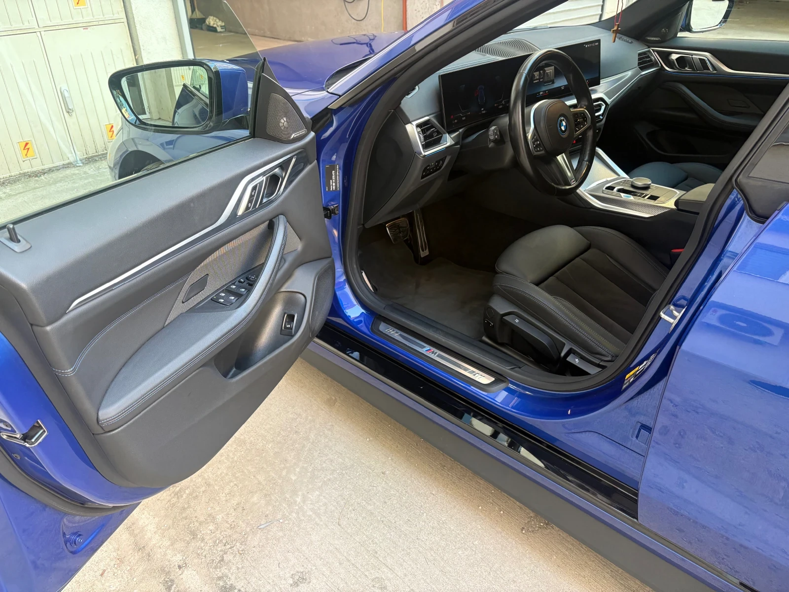 BMW i4 Edrive40 / Harman Kardon, снимка 16 - Автомобили и джипове - 56244665