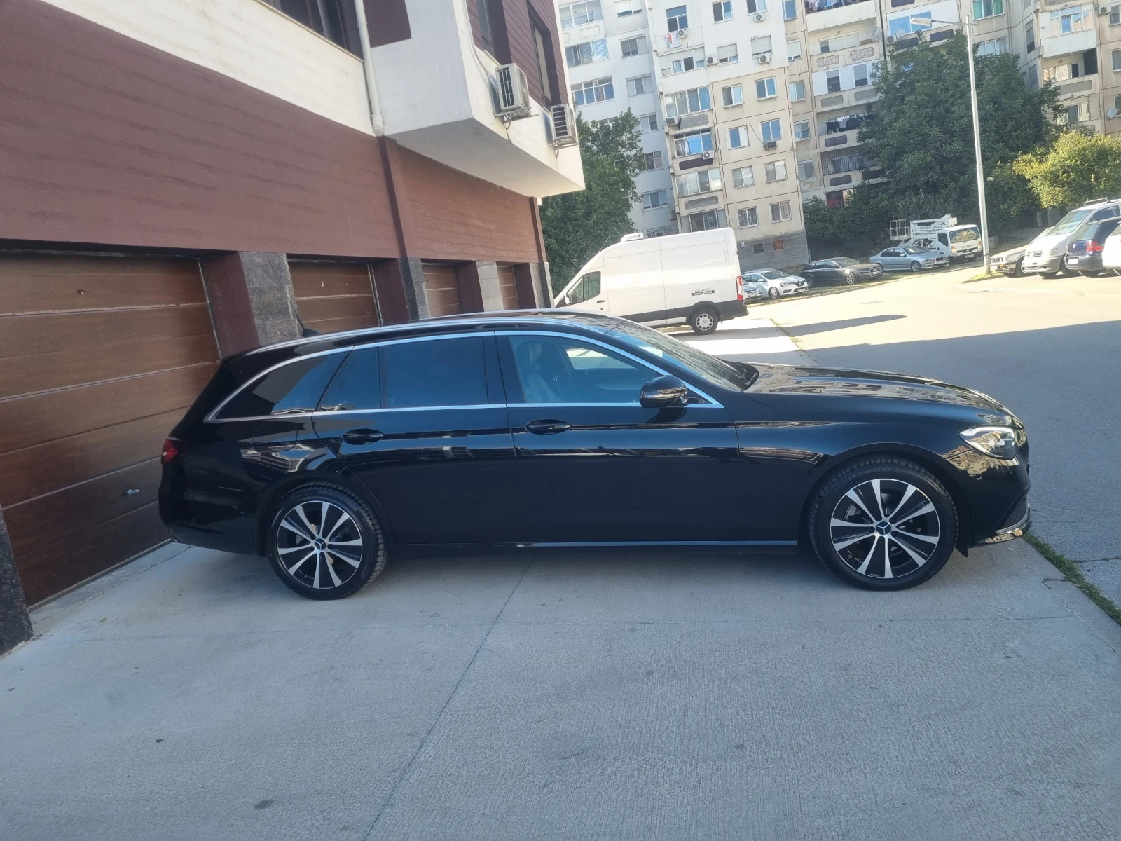 Mercedes-Benz E 200 E200-2022, снимка 7 - Автомобили и джипове - 56327733