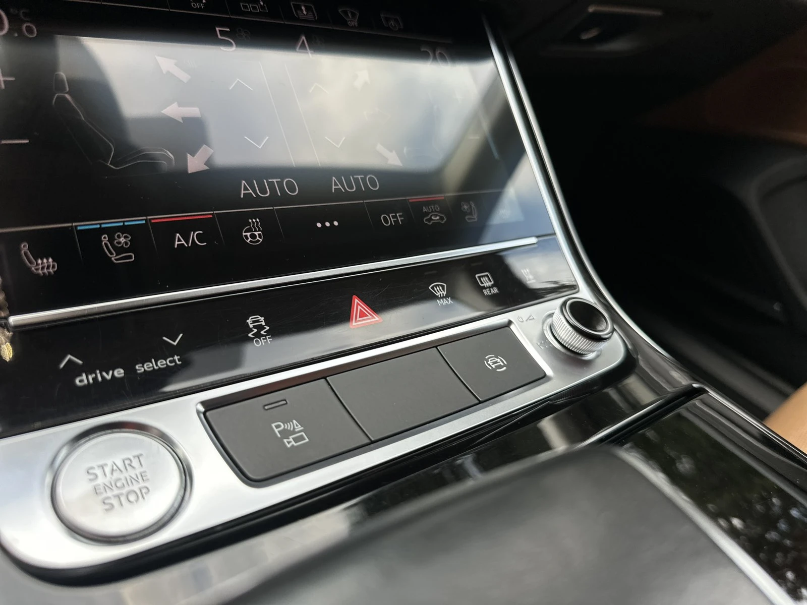 Audi A8, снимка 11 - Автомобили и джипове - 56540730