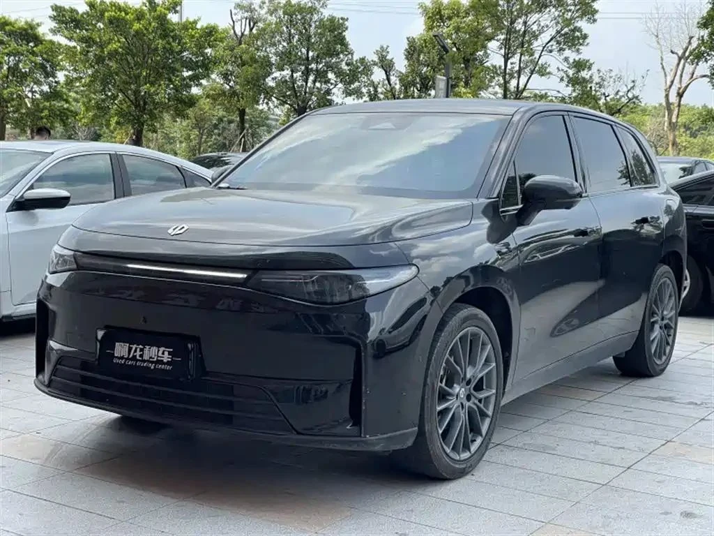 Leapmotor C10, снимка 2 - Автомобили и джипове - 56690040