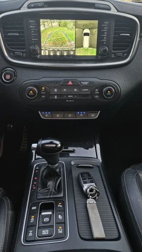 Kia Sorento 2.2 CDTI 4x4 * CARPLAY* , снимка 13