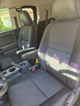 Обява за продажба на Toyota Fj cruiser ~60 000 лв. - изображение 6