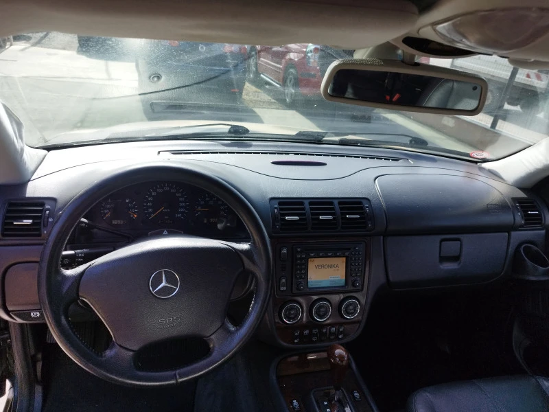 Mercedes-Benz ML 500 5.0i, снимка 11 - Автомобили и джипове - 46174404