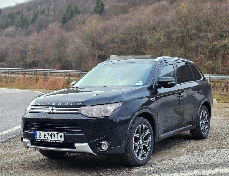 Mitsubishi Outlander ТОП Цена!PHEV ГАЗ, снимка 2 - Автомобили и джипове - 47948761