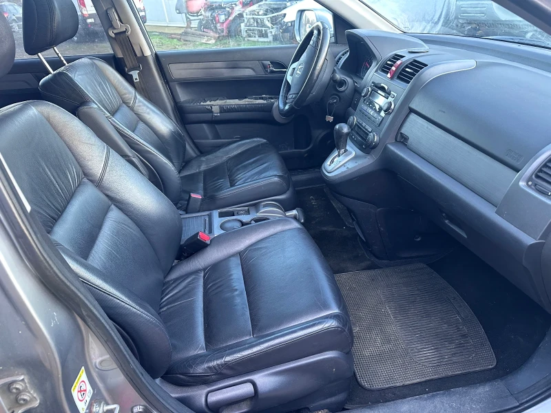 Honda Cr-v 2.0 Автоматик, снимка 14 - Автомобили и джипове - 52906605