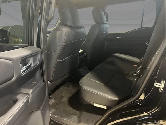 Toyota Land cruiser 2.8 D-4D = NEW = Executive Гаранция - изображение 7