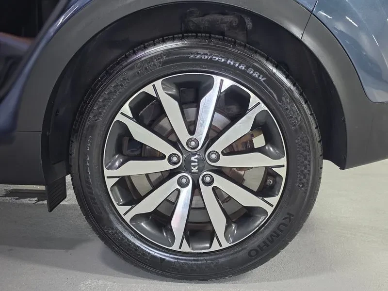 Kia Sportage Diesel 1.7 2Wd Noblesse, снимка 14 - Автомобили и джипове - 56159243
