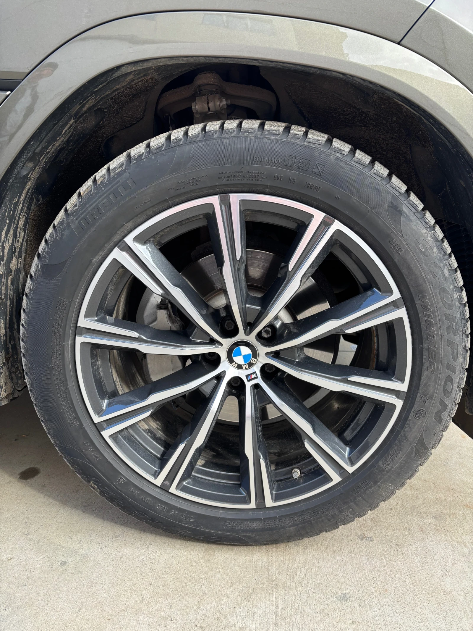 BMW X6 INDIVIDUAL M CARBON PANO SWAROVSKI 40i | Mobile.bg � ����������� 16