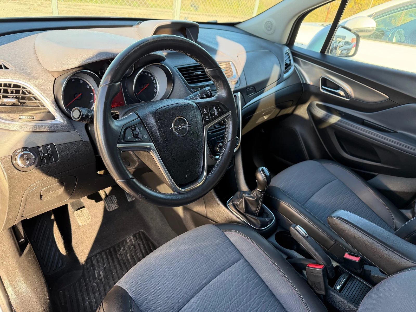 Opel Mokka 1.4 TURBO ФАБР.ГАЗ - изображение 10