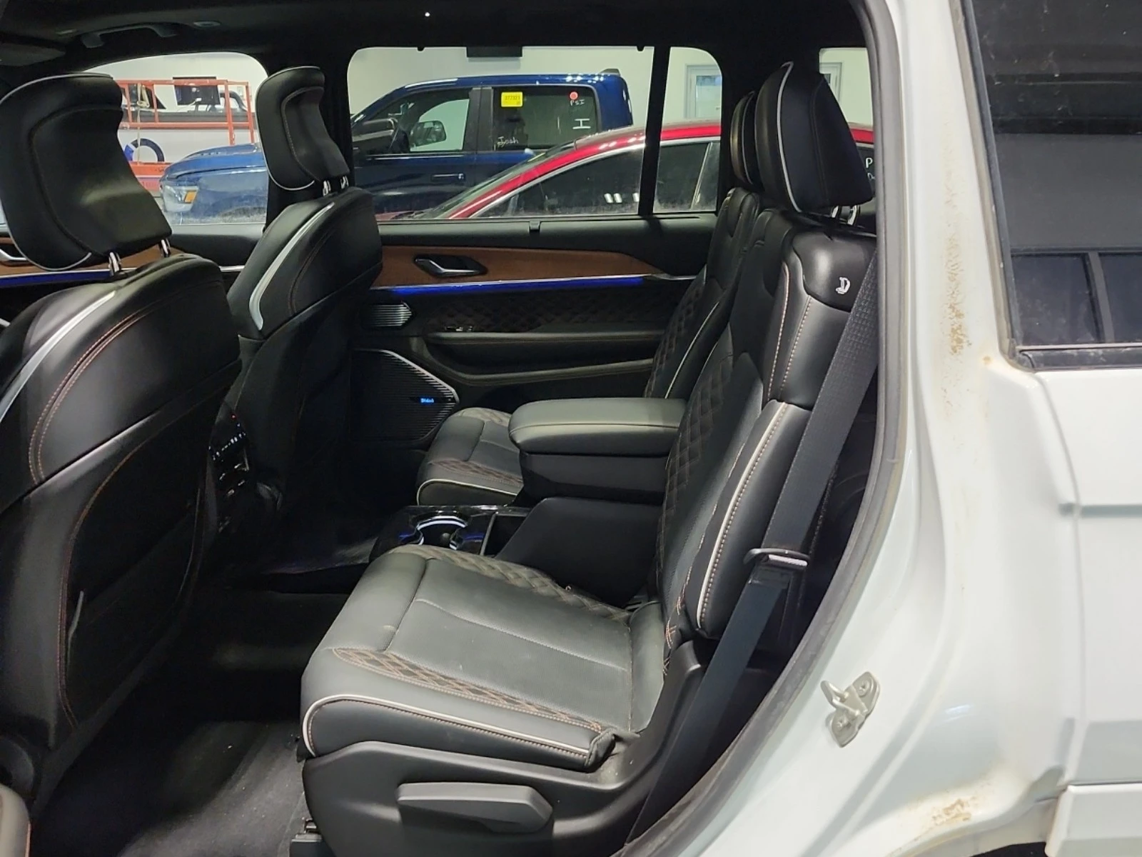 Jeep Grand cherokee 3.6L 6cyl 4WD, снимка 12 - Автомобили и джипове - 53827886