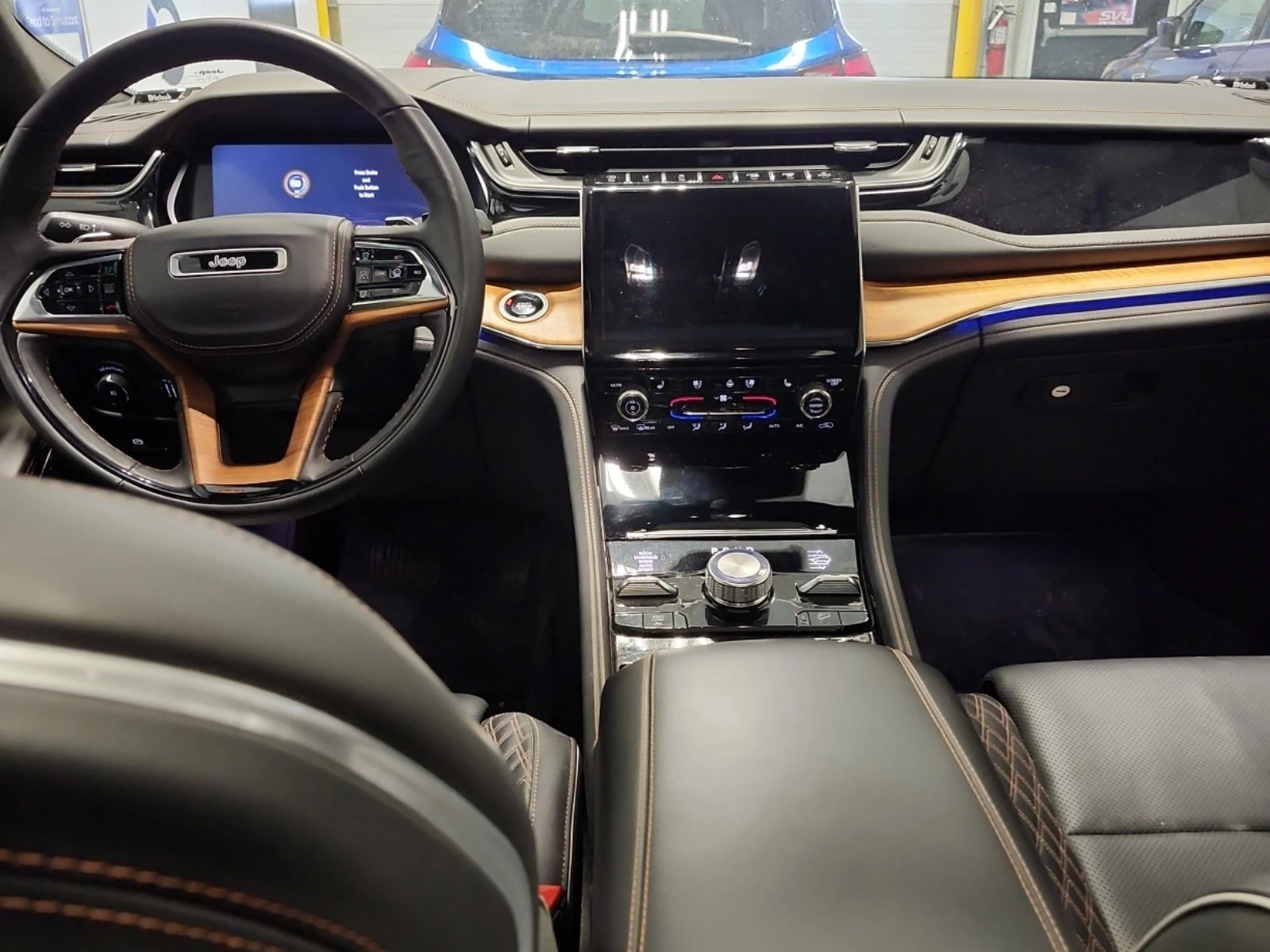 Jeep Grand cherokee 3.6L 6cyl 4WD, снимка 10 - Автомобили и джипове - 53827886