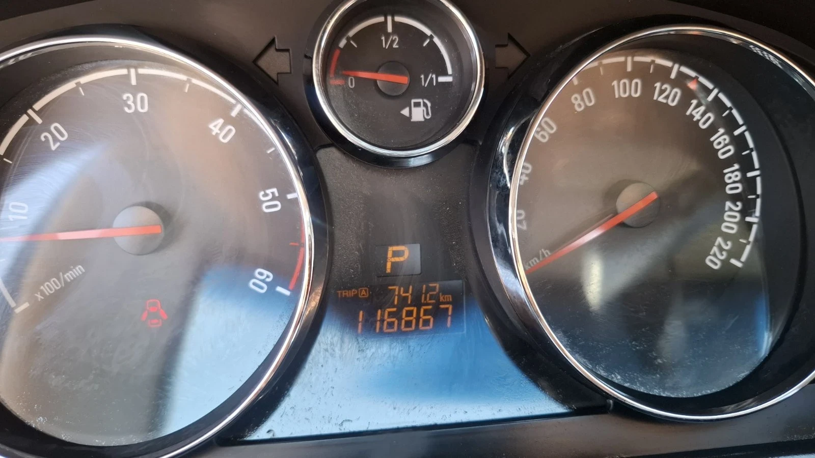 Opel Antara 4x4 2.2 ДИЗЕЛ, снимка 12 - Автомобили и джипове - 55321934