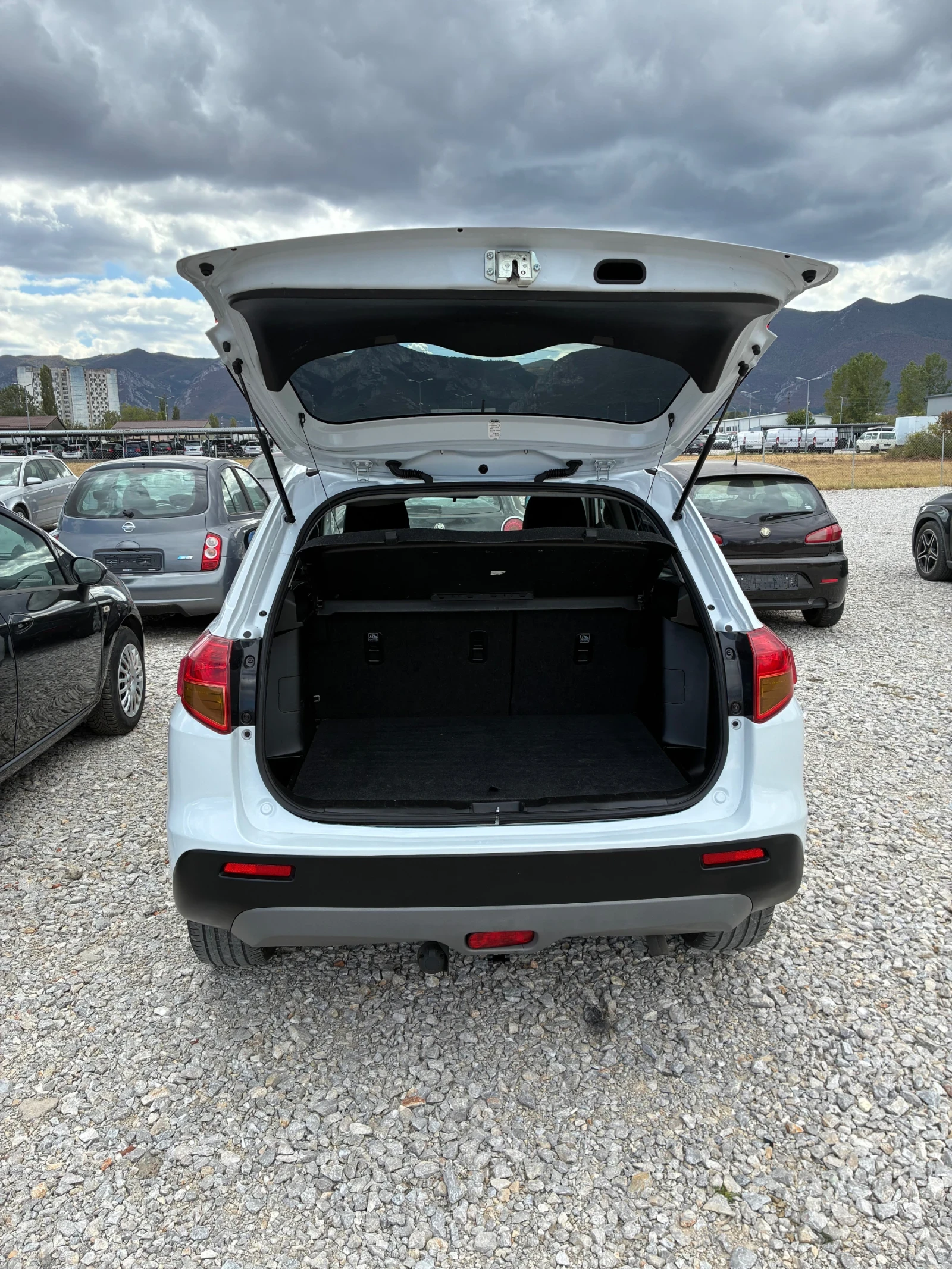 Suzuki Vitara 1.6b Automat 120ps ПРОМО ЦЕНА, снимка 7 - Автомобили и джипове - 56181655