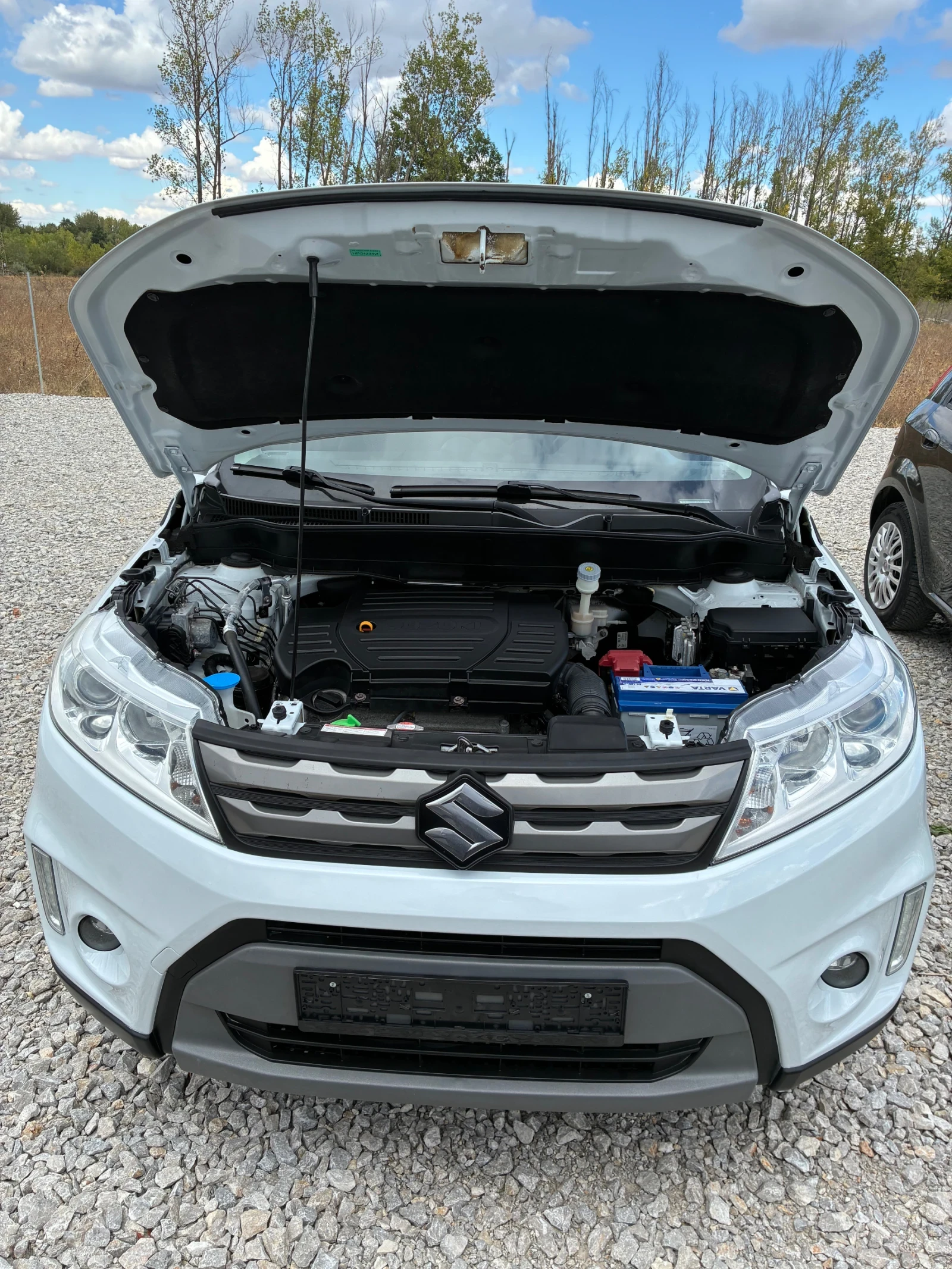 Suzuki Vitara 1.6b Automat 120ps ПРОМО ЦЕНА, снимка 8 - Автомобили и джипове - 56181655