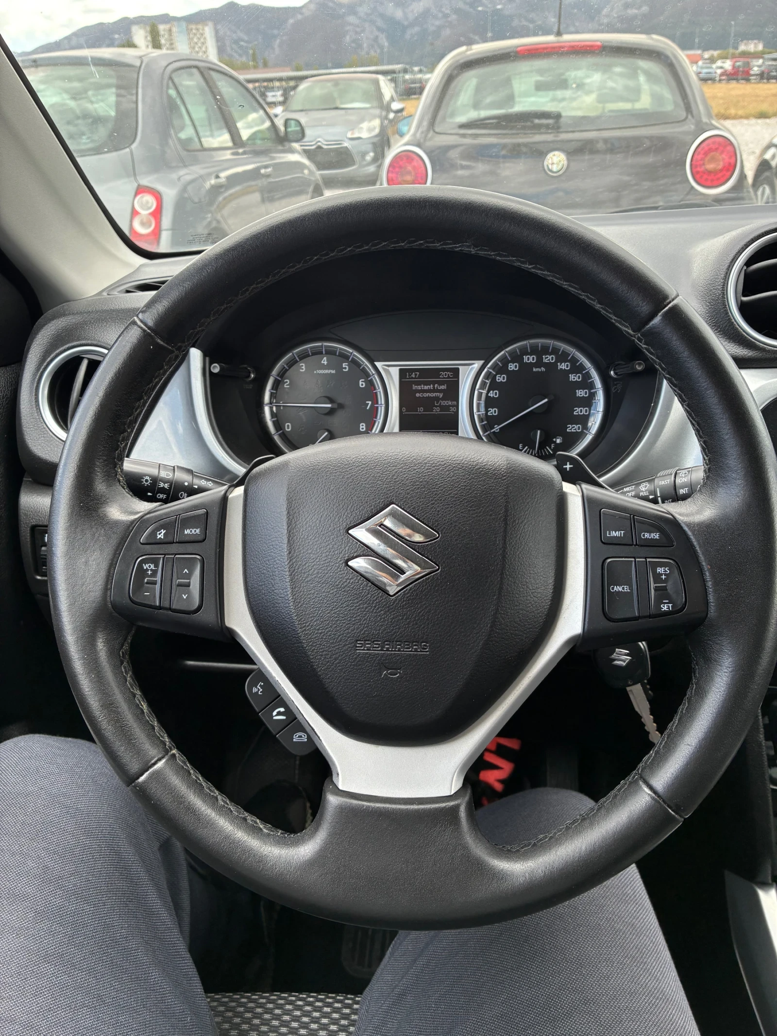 Suzuki Vitara 1.6b Automat 120ps ПРОМО ЦЕНА, снимка 11 - Автомобили и джипове - 56181655