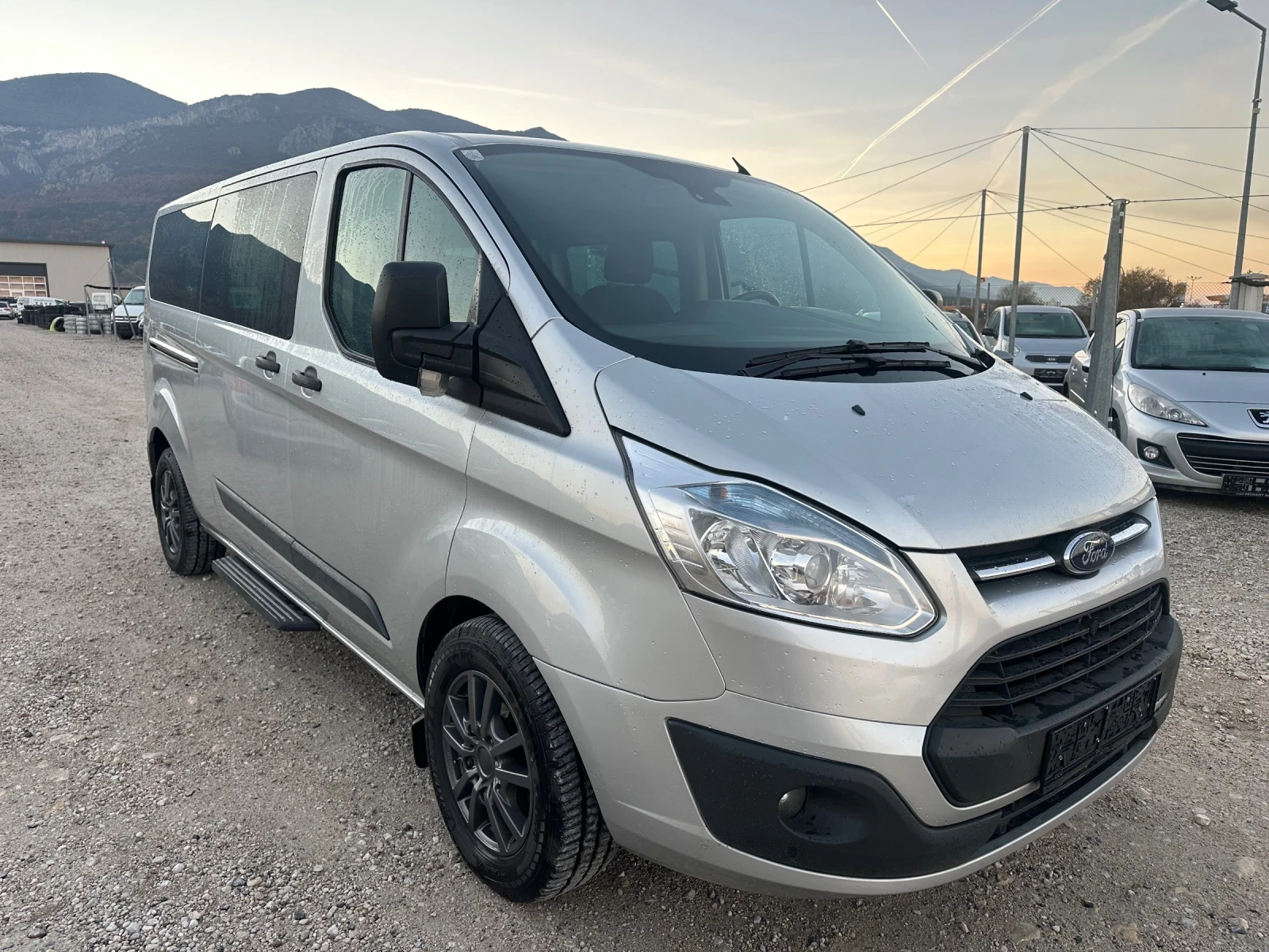 Ford Transit 2.2/125кс МАКСИ база 222000км климатик 9м. - изображение 3