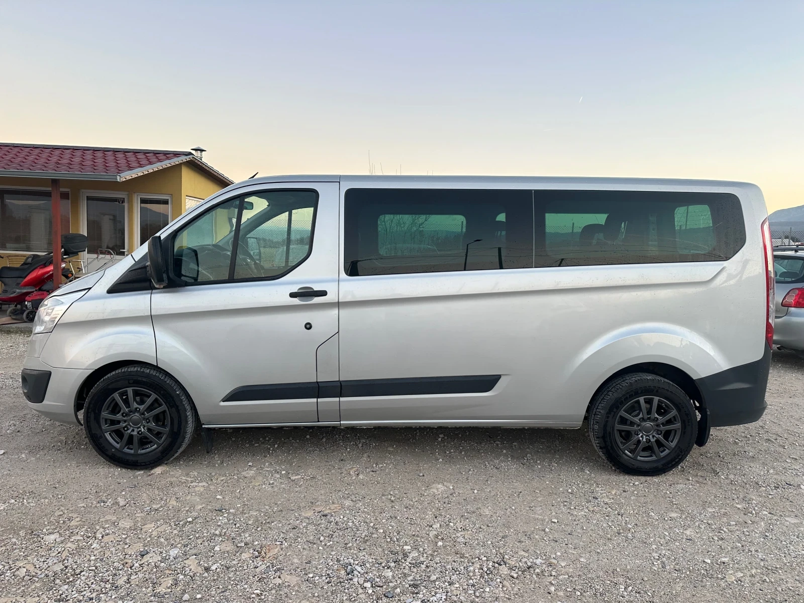 Ford Transit 2.2/125кс МАКСИ база 222000км климатик 9м. - изображение 4