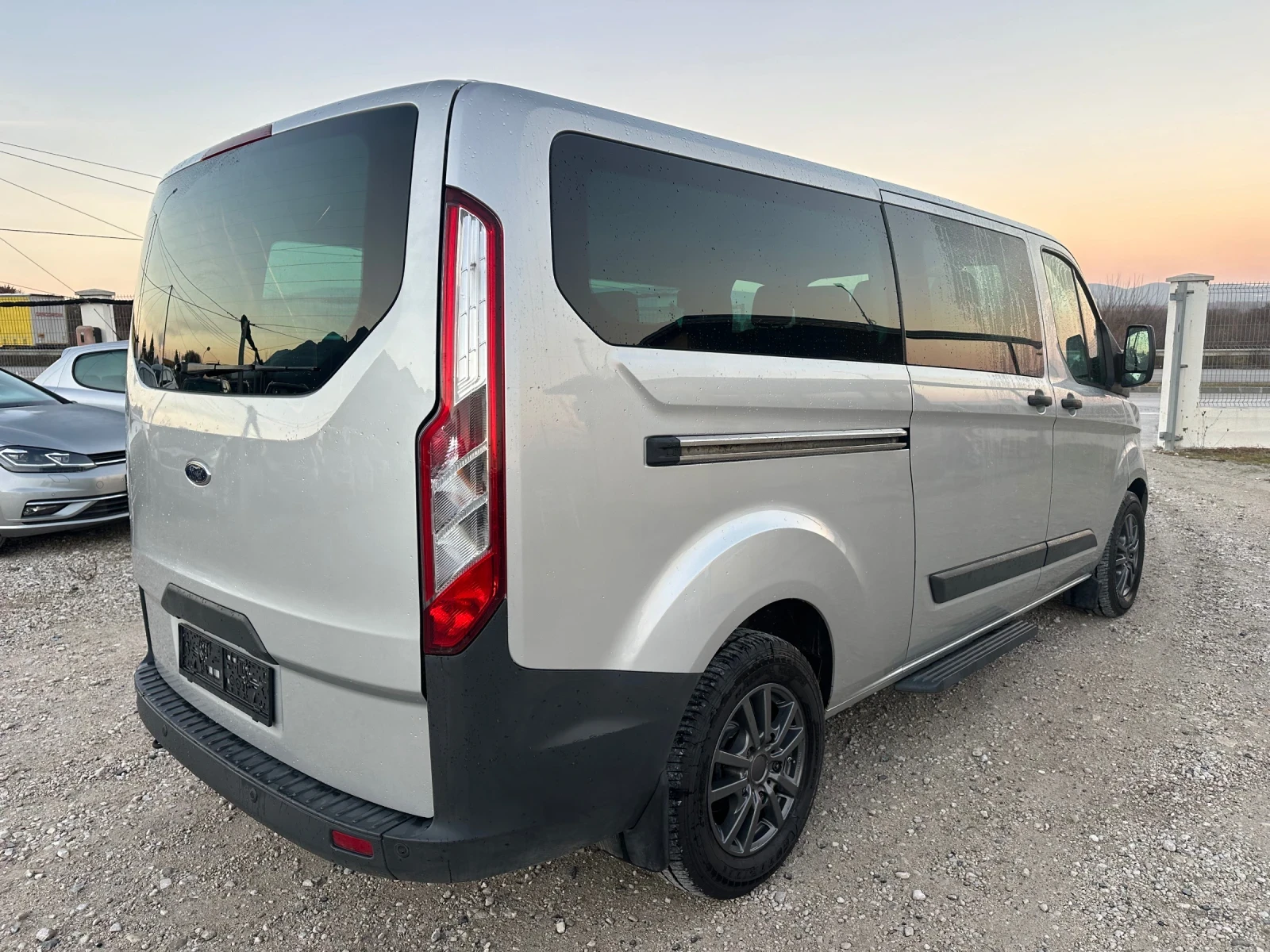 Ford Transit 2.2/125кс МАКСИ база 222000км климатик 9м. - изображение 7