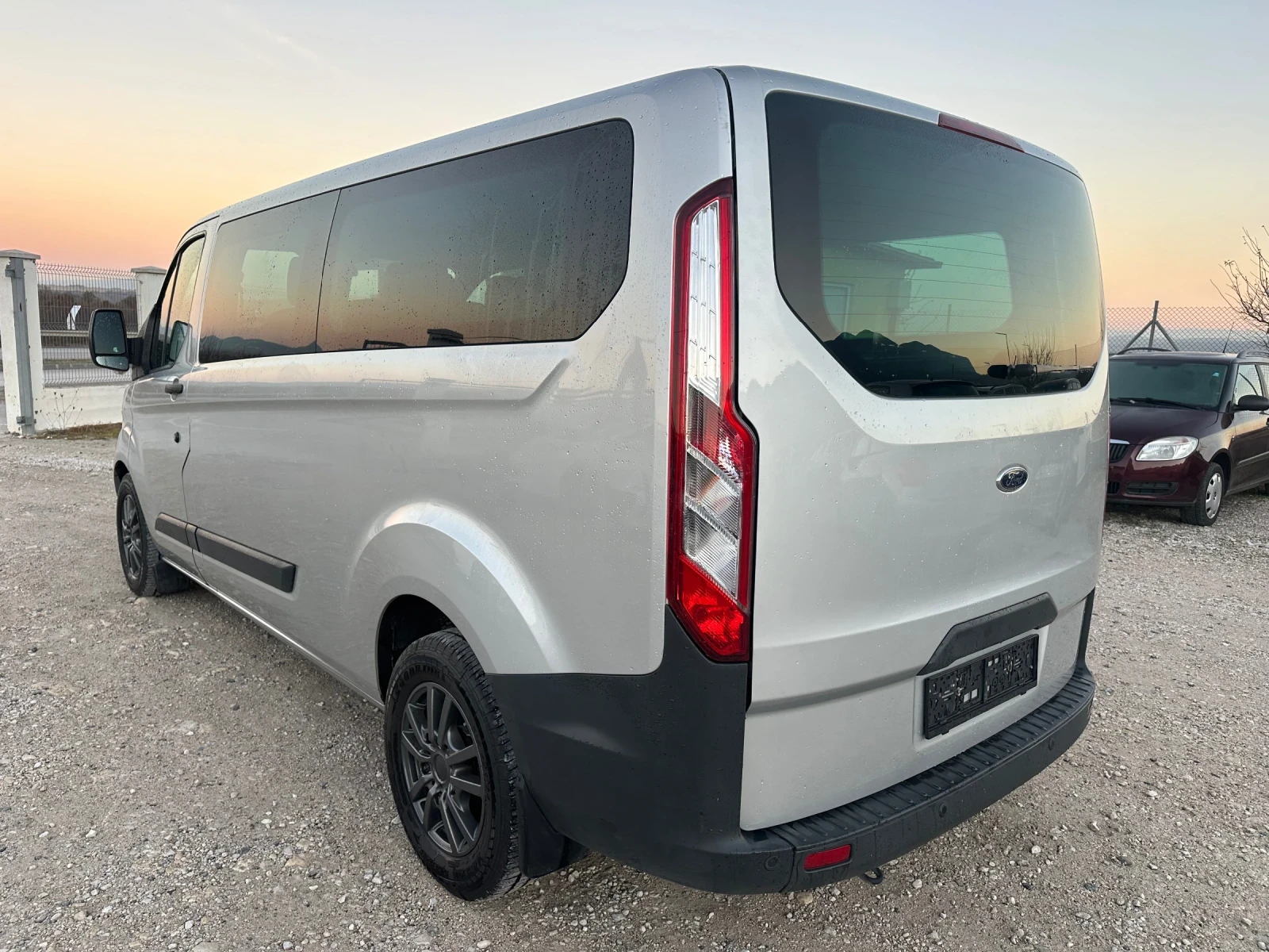 Ford Transit 2.2/125кс МАКСИ база 222000км климатик 9м. - изображение 5