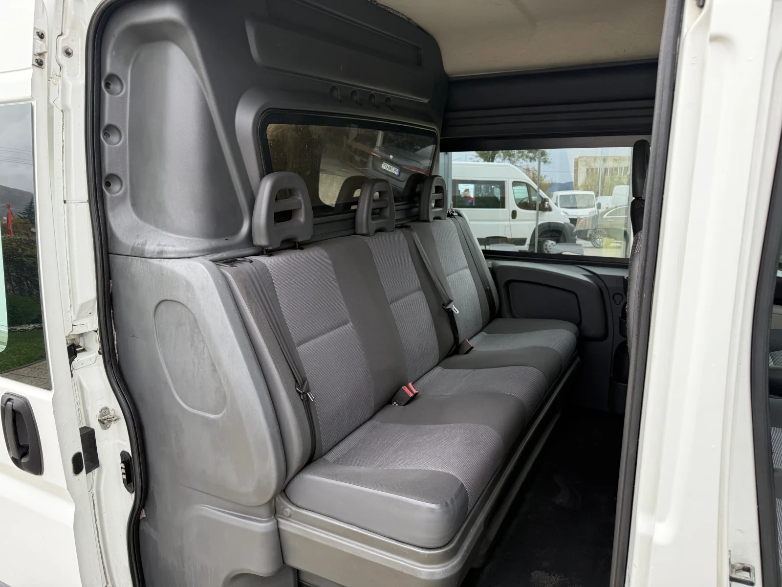 Peugeot Boxer 3.0HDI 180к.с. Товаропътнически 6-местен Клима - изображение 9