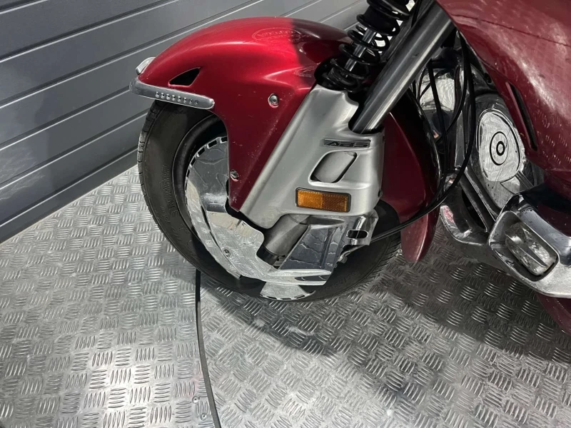 Honda Gold Wing RED BARON, снимка 9 - Мотоциклети и мототехника - 50380087